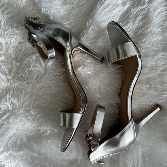 Women sandal - Picture 10 of 11